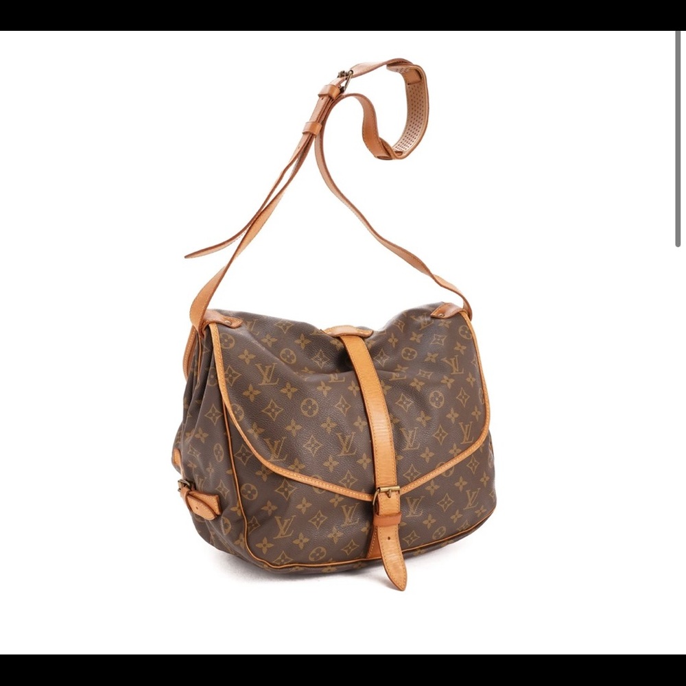 Authentic Louis Vuitton Saumur 35